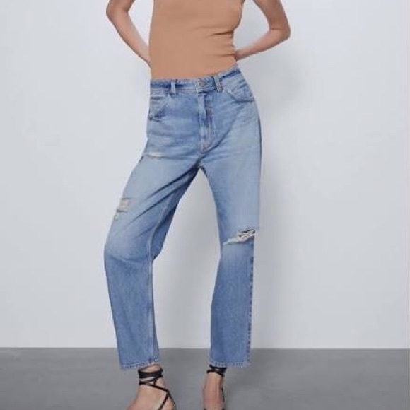 Zara Z1975 Distressed Relaxed Jeans - Picture 3 of 4
